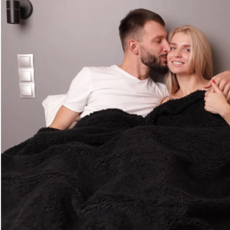 Couple Romantic Blanket Winter Warm Cozy Shaggy Blanket-Thickened King Size Blanket 100% Waterproof and Stain Resistant-Blanket