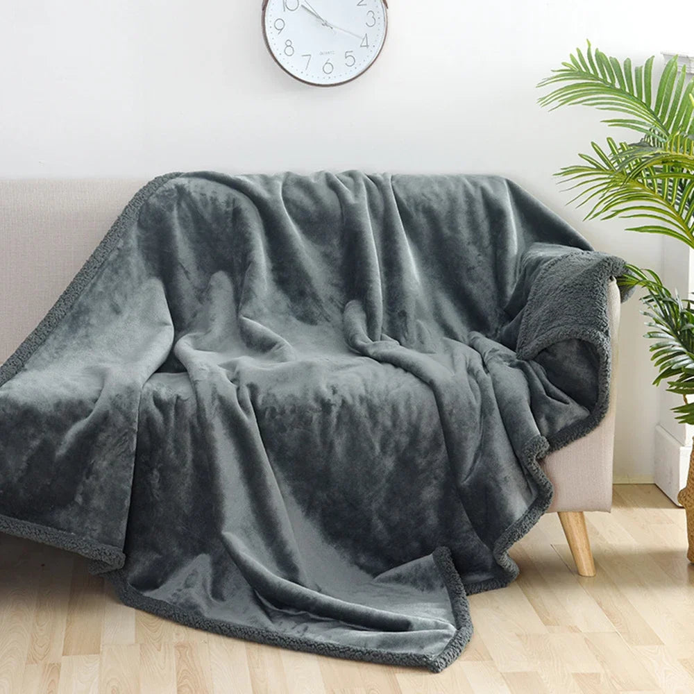 Couple Romantic Blanket Winter Warm Cozy Shaggy Blanket-Thickened King Size Blanket 100% Waterproof and Stain Resistant-Blanket