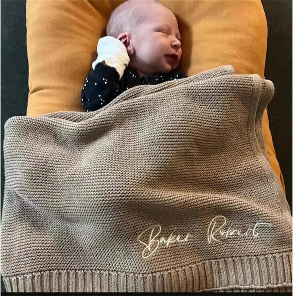 Personalized Name Baby Blanket Embroidered Name Knit Baby Blanket Newborn Gift New Mom Newborn Baby Girl Boy Christmas Gift